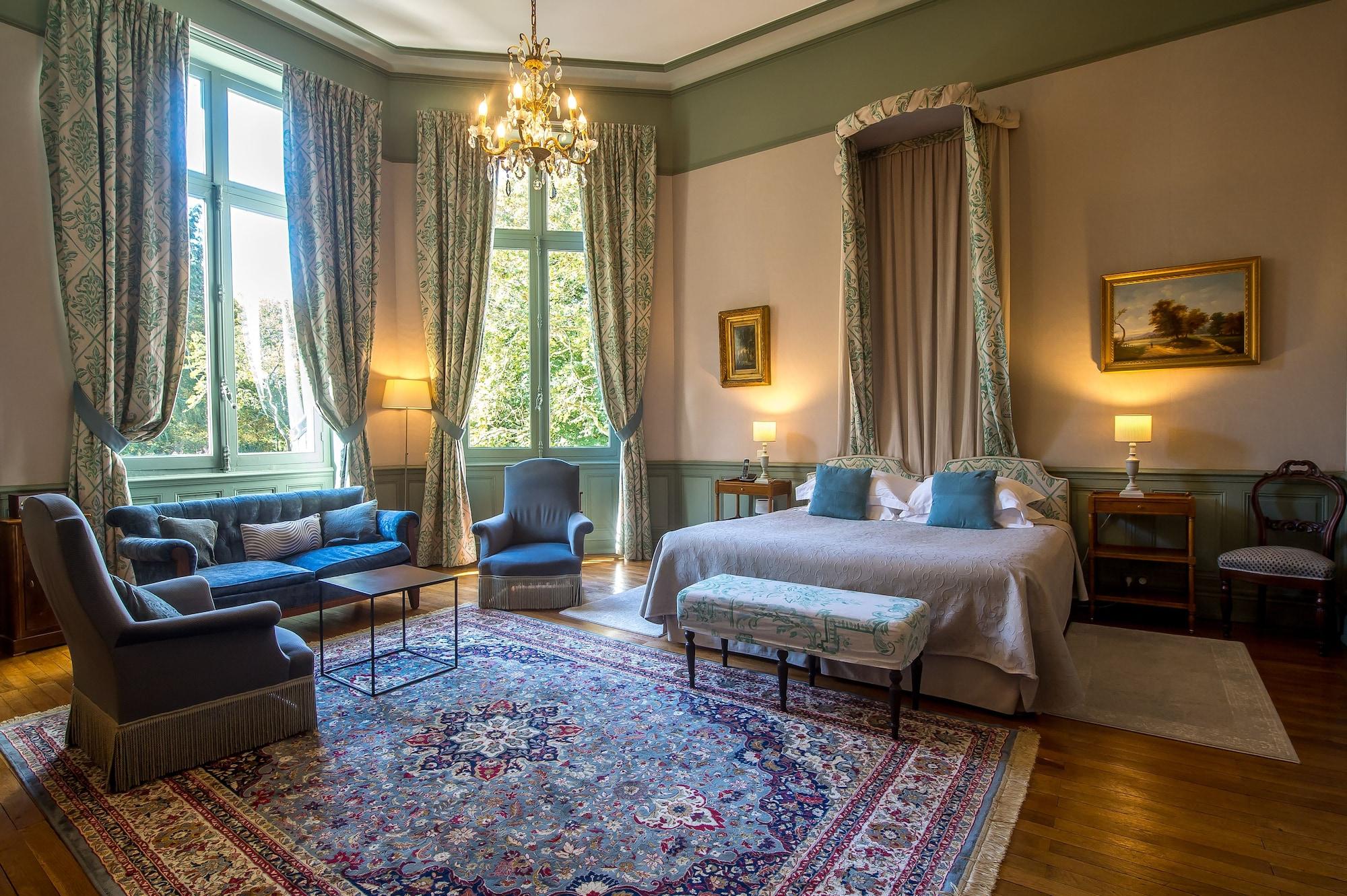 Chateau De Verrieres & Hotel