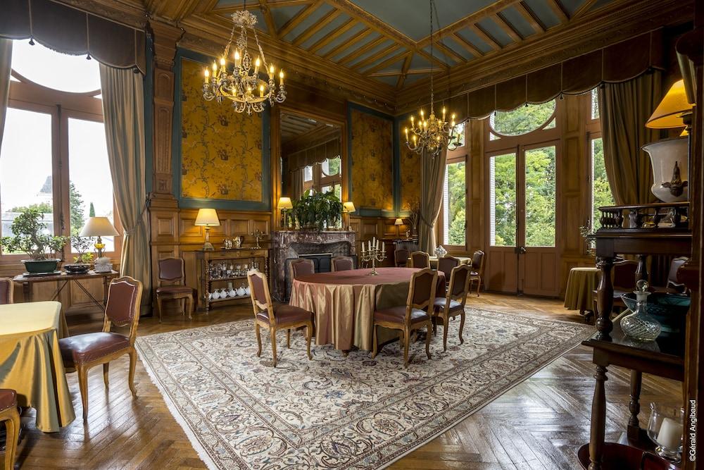 Chateau De Verrieres & Saumur