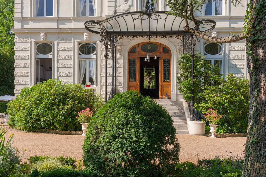 Chateau De Verrieres & Hotel Saumur
