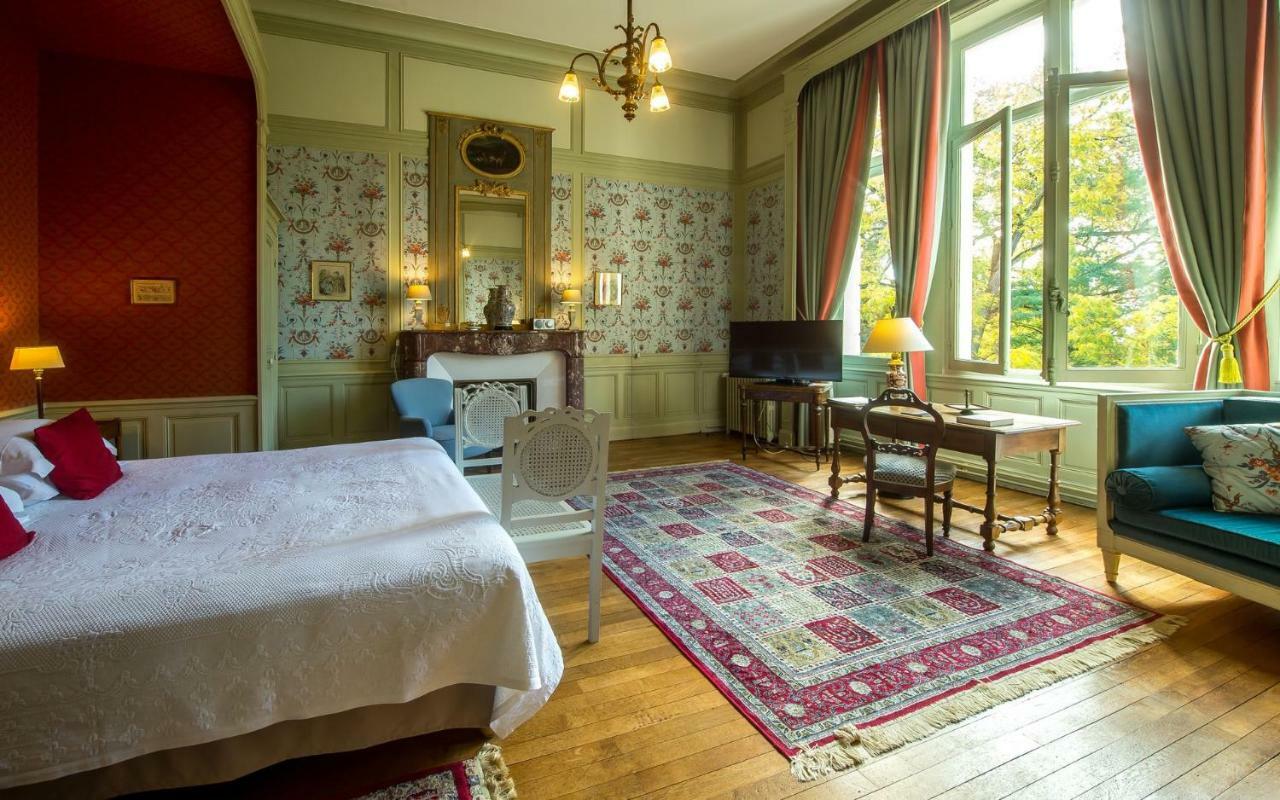 Chateau De Verrieres &