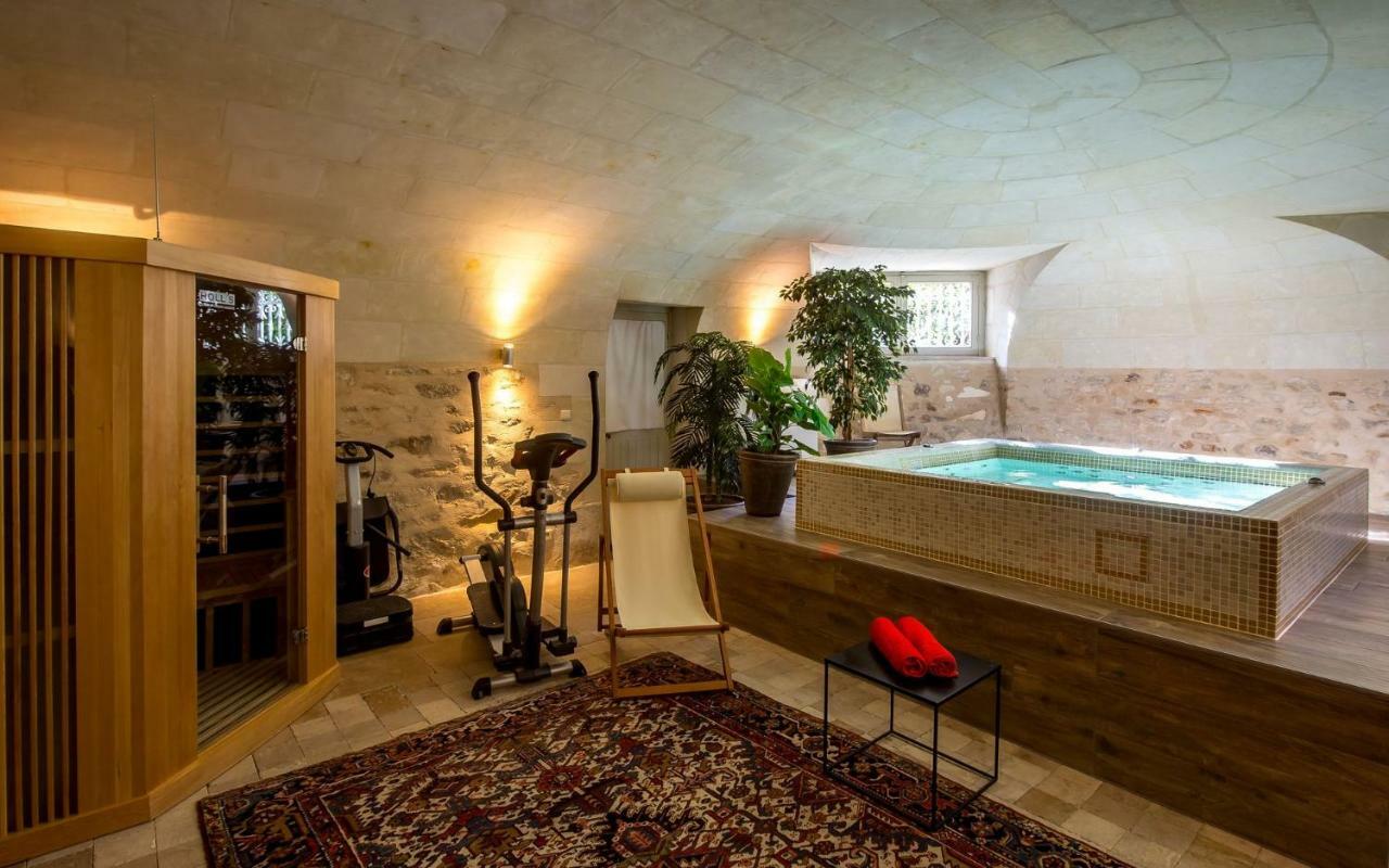 Chateau De Verrieres & Hotel 5*